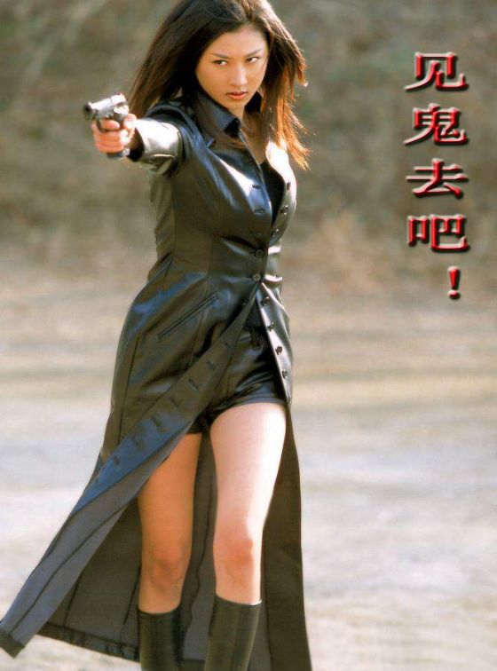 一名日本船员调戏女生被哨兵开枪击毙