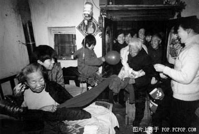 [转帖]岁月沧桑亲情永恒