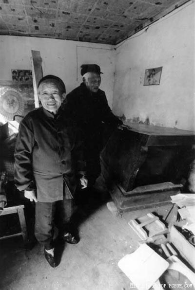 [转帖]岁月沧桑亲情永恒