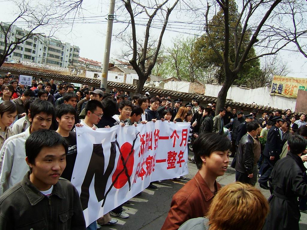昨天中关村的pp，真是声势浩大呀